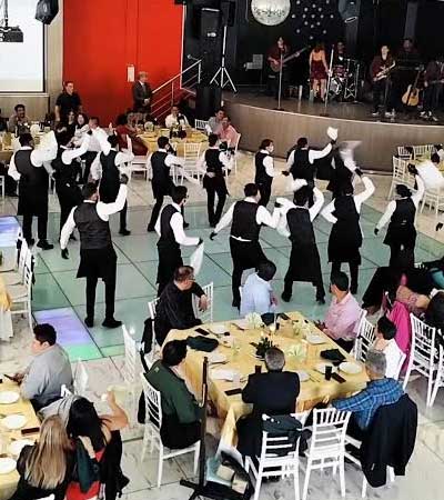 Quinceañeras meseros atencion a invitados quinceanera fiesta de XV años
